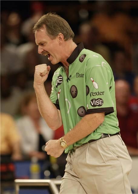 Walter Ray Williams Reacts to key strike (Photo courtesy PBA LLC)